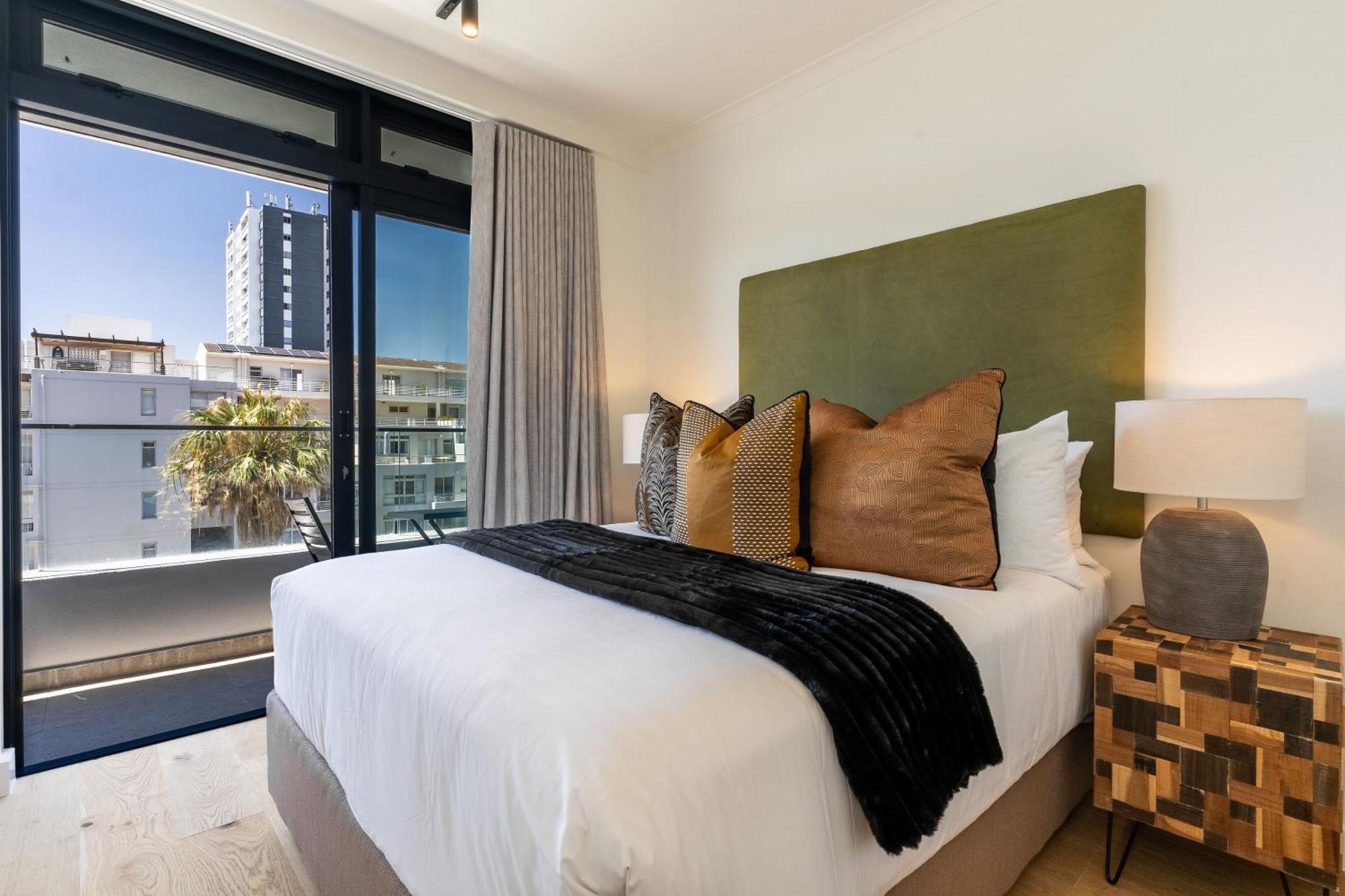 Apartment Diamond Views - Luxury Sea Point With Views